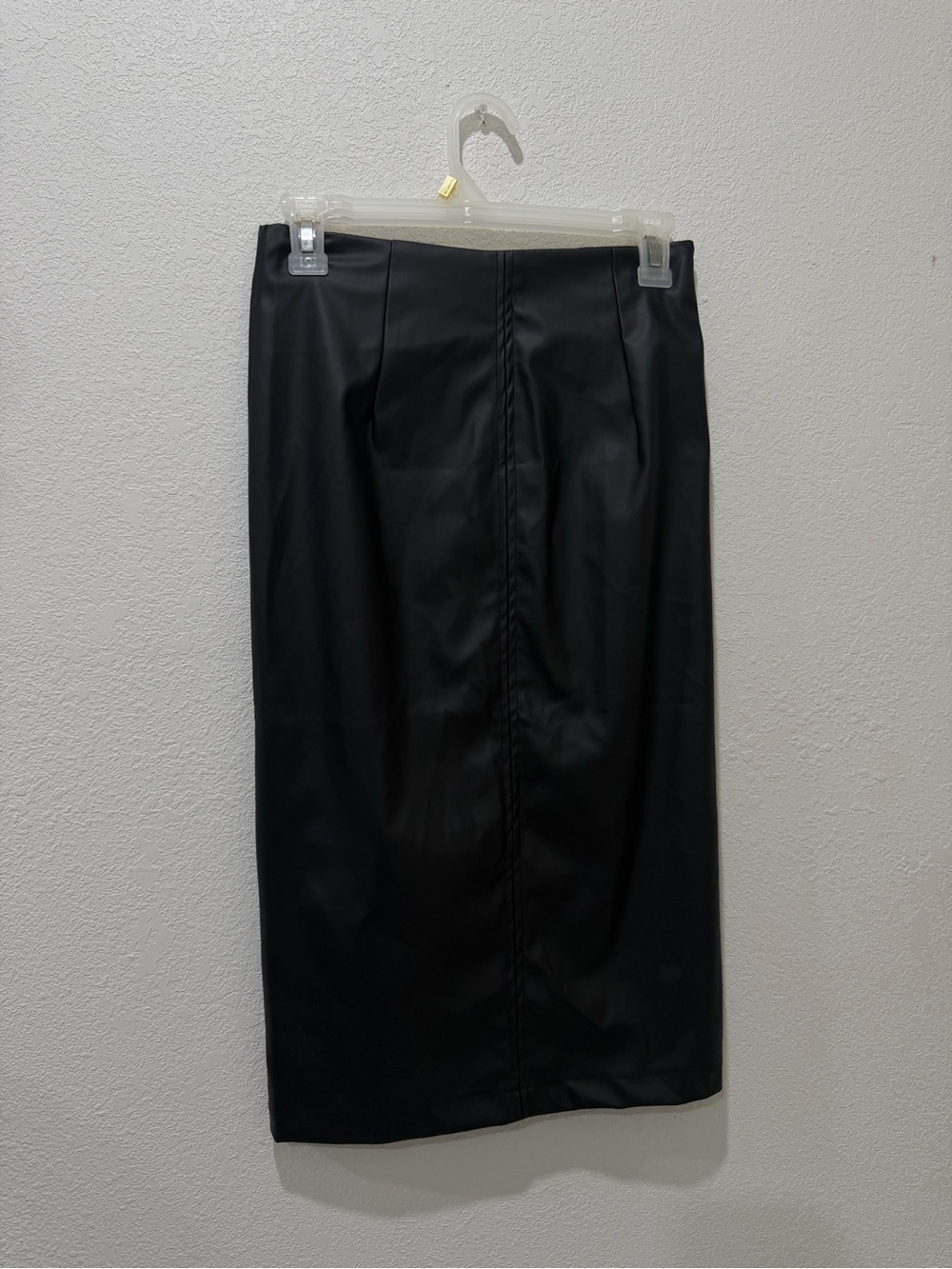 Classic Black Faux Leather Pencil Skirt